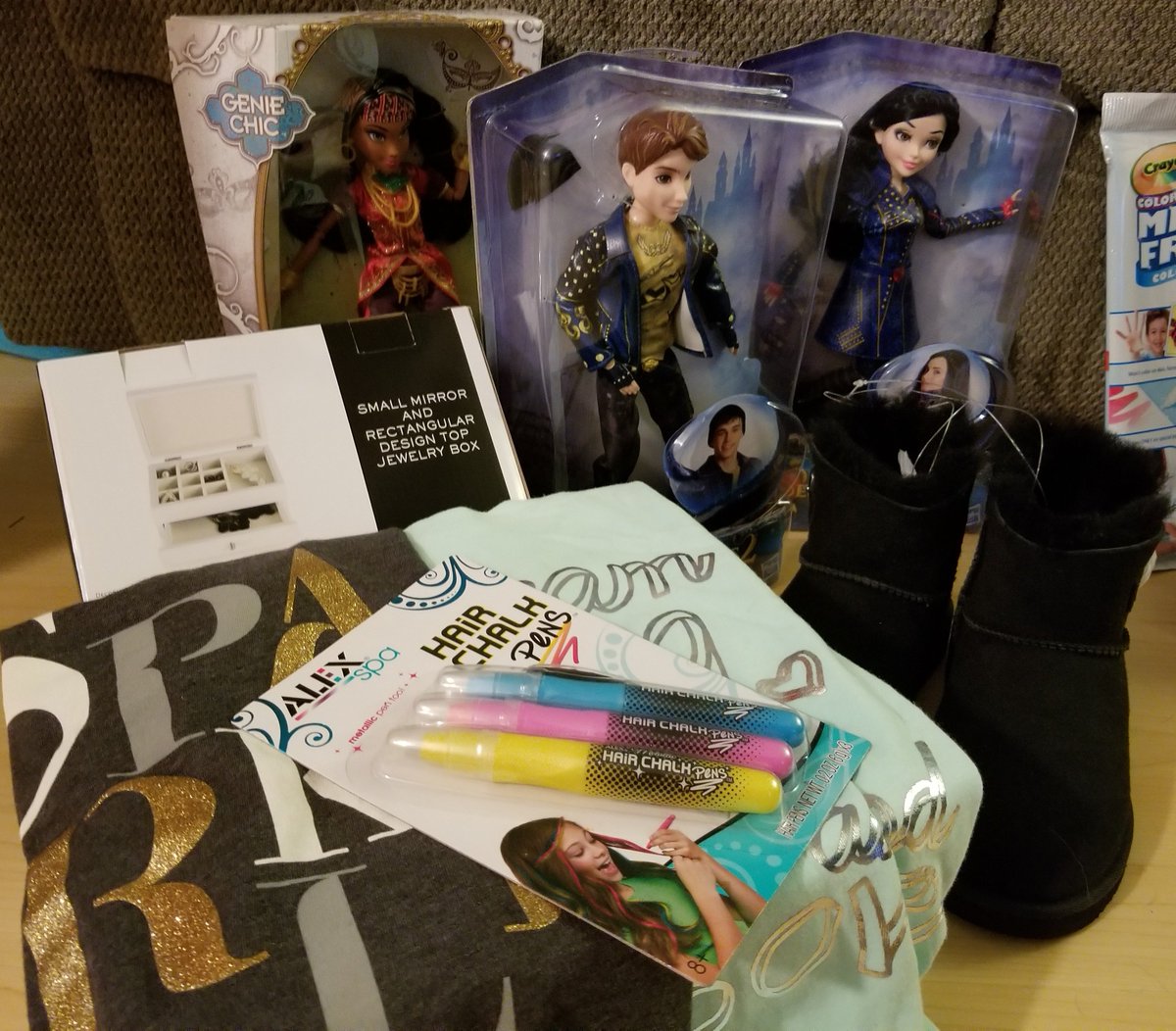 As an #ACGG team, we donated to the Salvation Army Angel Tree to help local kids have a great holiday season!!! These are the gifts <a href="/JoshuaYoung185Q/">Joshua Young</a> <a href="/Ebany16/">Ebany</a> and I got for one child! #OHPA #IHXHolidayFun