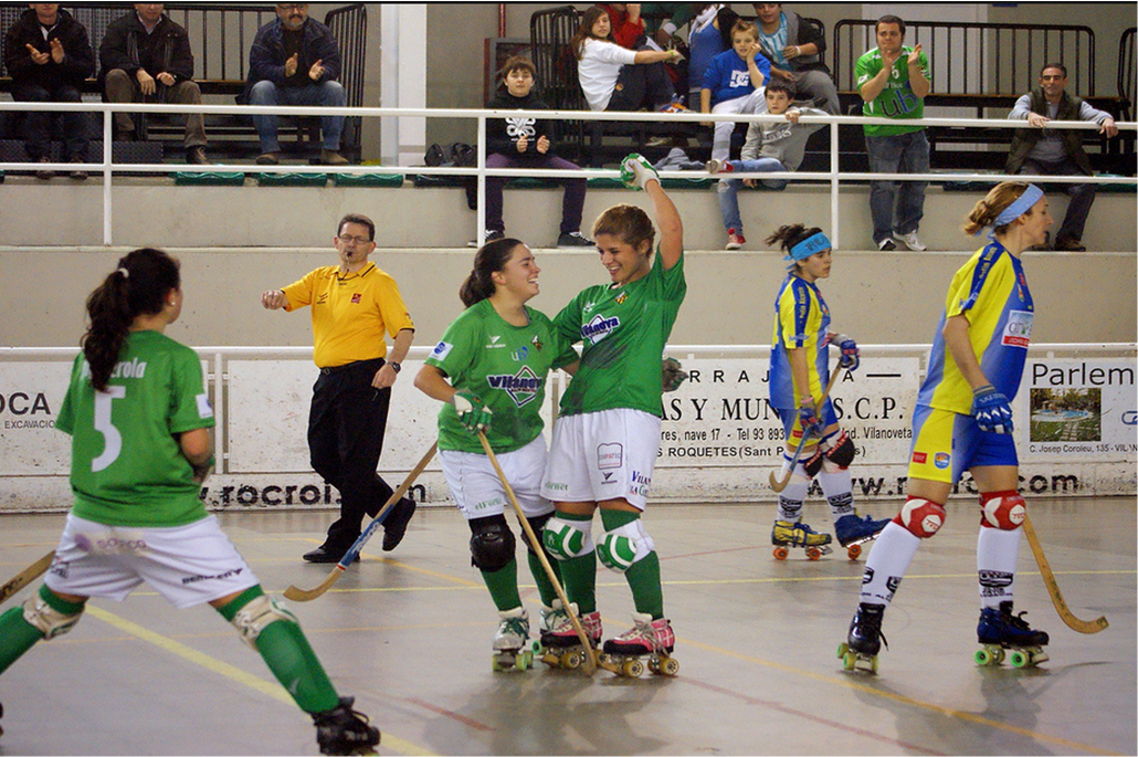 🏑 En hoquei parlem amb <a href="/pmiret4/">Pati Miret</a> del <a href="/cpvilanova/">CLUB PATÍ VILANOVA</a>  i comentem el gran partit de <a href="/amunthoquei/">C. d'E. Arenys de Munt Solartradex</a> amb <a href="/xevi_gurri/">Xevi Gurri</a> laradio.cat/2017/12/18/con…