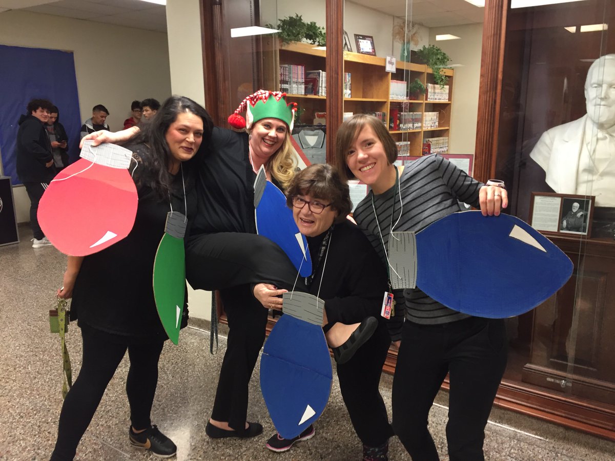 CoxVHSci's tweet image. It was Festive Day at Van Horn - I think our festive bulbs took the top prize! Check out our "tangle" of lights! Thanks @KHMessick for making the bulbs for us!  #VHFalcons #ISDstrong @falcconnect @Vanhorn_falcons @grqueen11 @MsSwearnginVH @VHHsMedia1