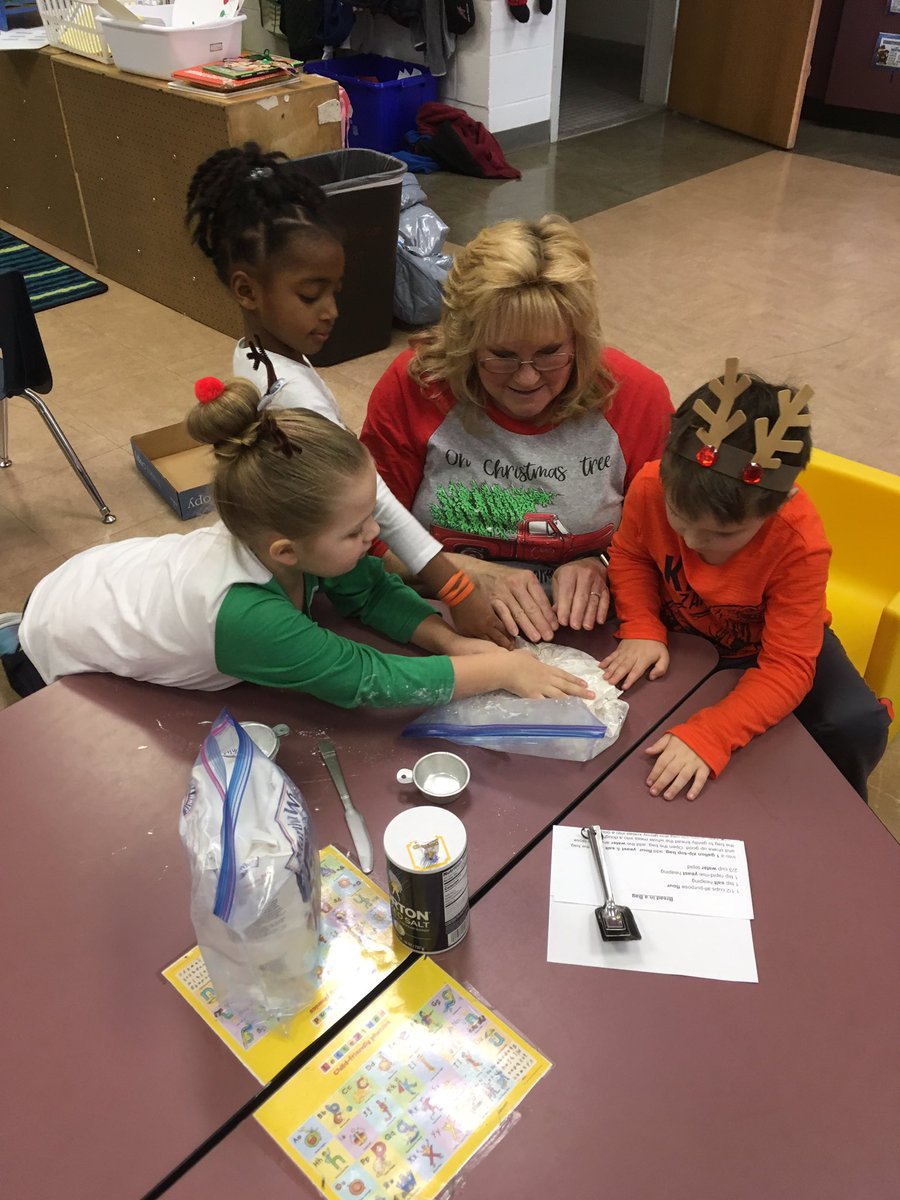 ms_gareau's tweet photo. Making bread just like the Little Red Hen! 🍞 #whowillhelpmebakethisbread @Wildflowers_NHE @NHVoyagers #nhetweets https://t.co/hRNyrCBFI6