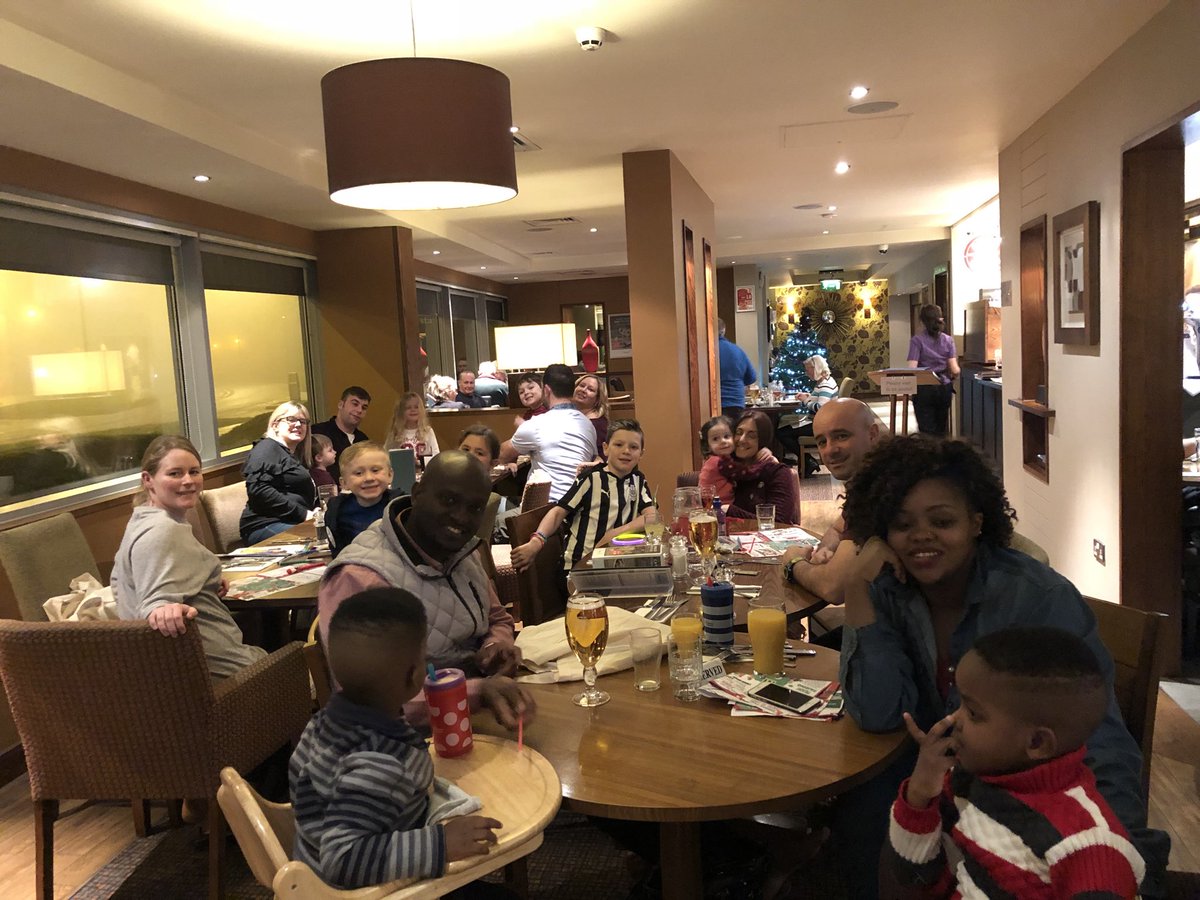 Team Lapland having a meal before a very early start, family’s are all very excited to go see the big man🎅 <a href="/SantasLapland/">Santa's Lapland</a> <a href="/EmmaWillisLtd/">Emma Willis</a> <a href="/MorsonGroup/">Morson</a> <a href="/andyreid2506/">Andy Reid MBE</a> <a href="/Style4Soldiers/">Style for Soldiers</a>