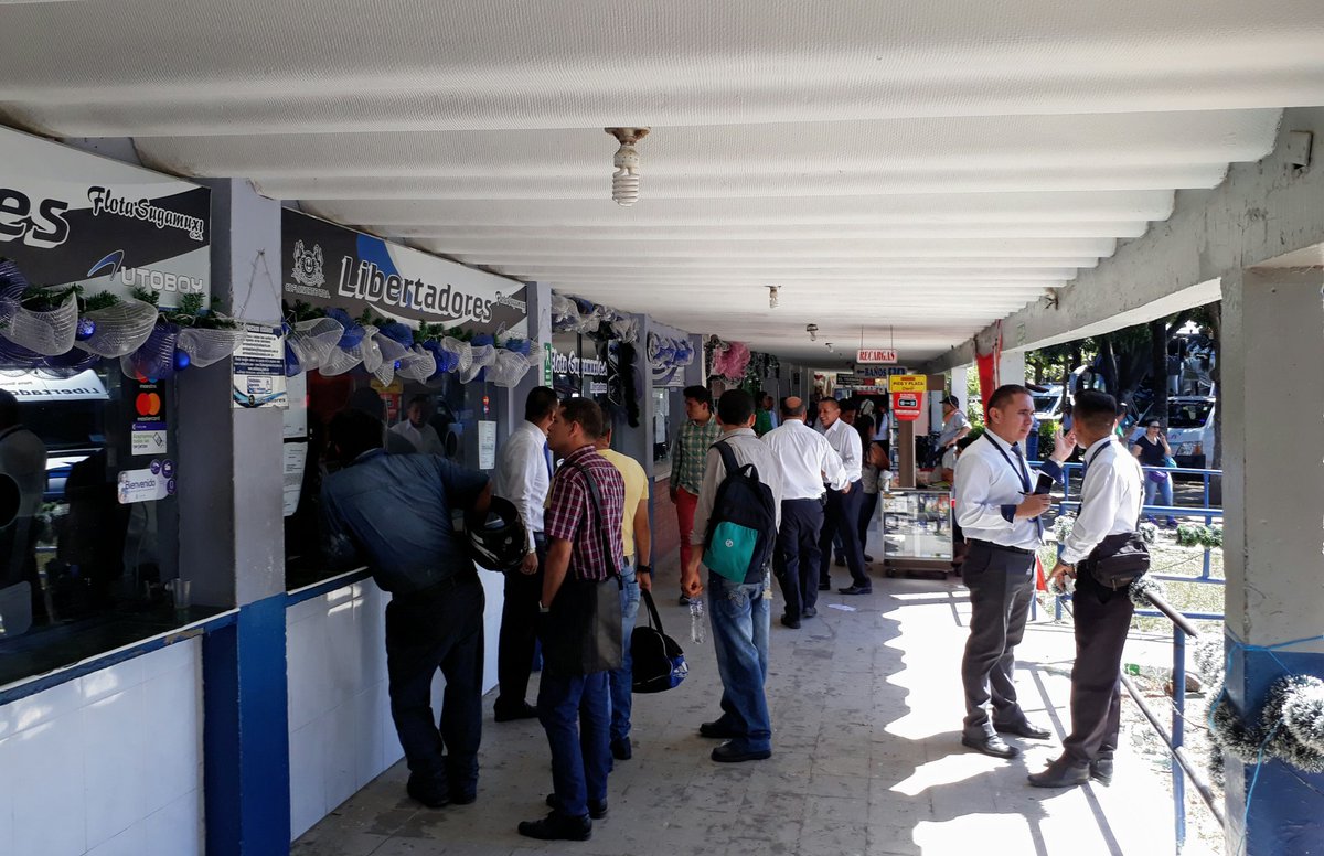 CeibaEice's tweet photo. #YaEstamosListos
Invitamos de manera muy cordial a nuestros viajeros locales y turistas a utilizar nuestro #TerminalDeTransporte de Yopal, donde encontrarán atención, servicio y seguridad, que le garantizarán llegar sin ningún contratiempo a su lugar de destino.
#CEIBAOFICIAL https://t.co/M7OZ1vpUyf