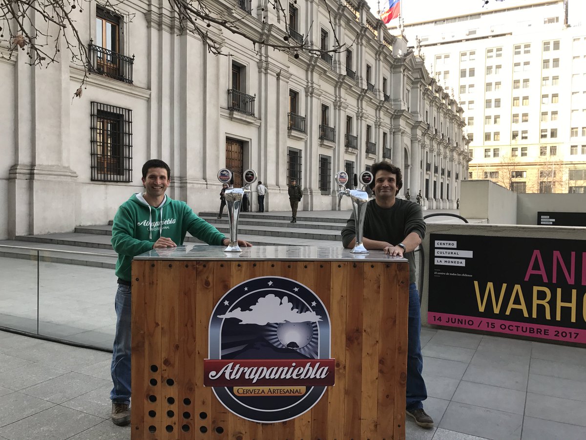 #100líderesjóvenes: Los hermanos Marco y Miguel Ángel Carcuro crearon algo que creyeron imposible: una cerveza artesanal en un lugar donde el agua escasea>>buff.ly/2BlY6C7