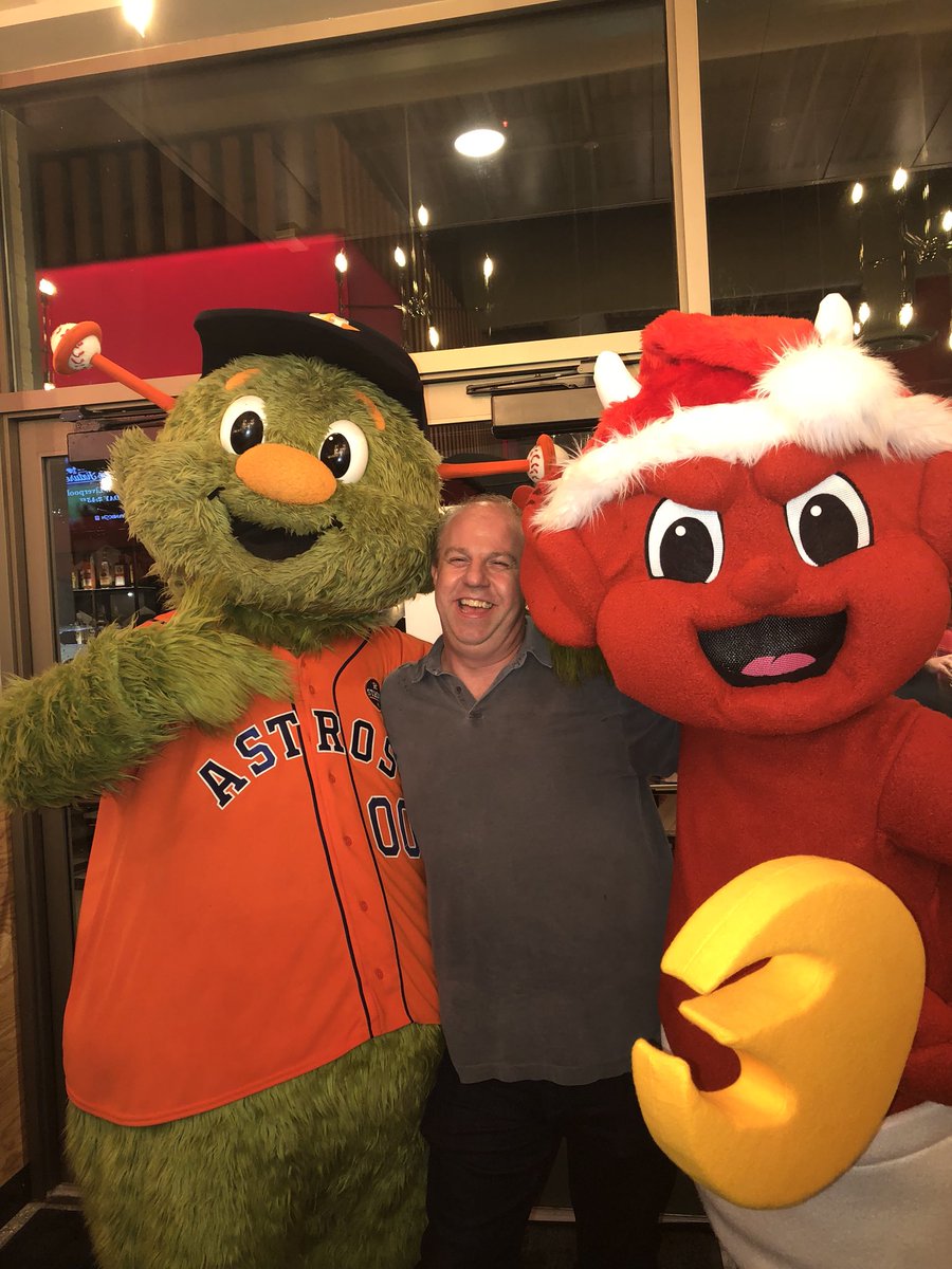 Kingwood, we couldn’t be happier to be back home. ❤️🌮 Y’all really know how to party! #KingwoodStrong