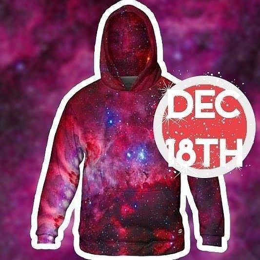 Yizzamcom's tweet photo. Get downright spacey for #Christmas with this hoodie 👉 https://t.co/QDDW6uh815 https://t.co/zNhT6XVHHZ