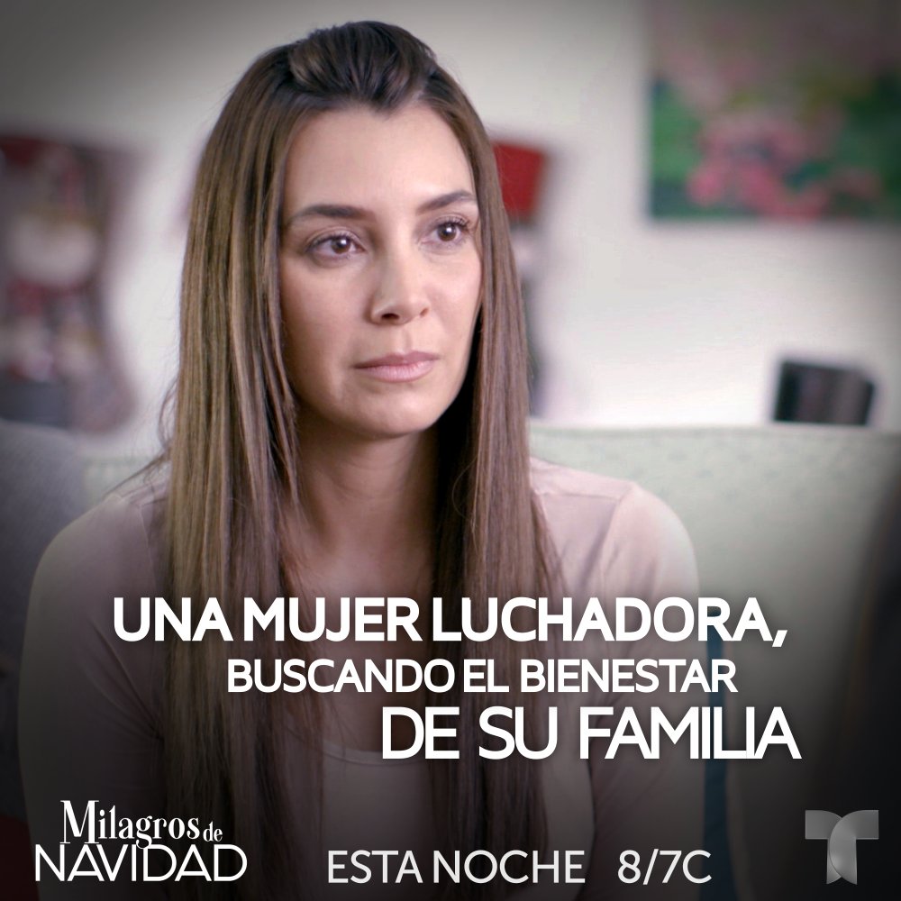 Telemundo's tweet photo. No te pierdas hoy un capítulo conmovedor de #MilagrosDeNavidad con @Elygutierrez19. ¡Sintoniza ahora Telemundo! 🎅🎄🎁 https://t.co/cZl10rsGOV