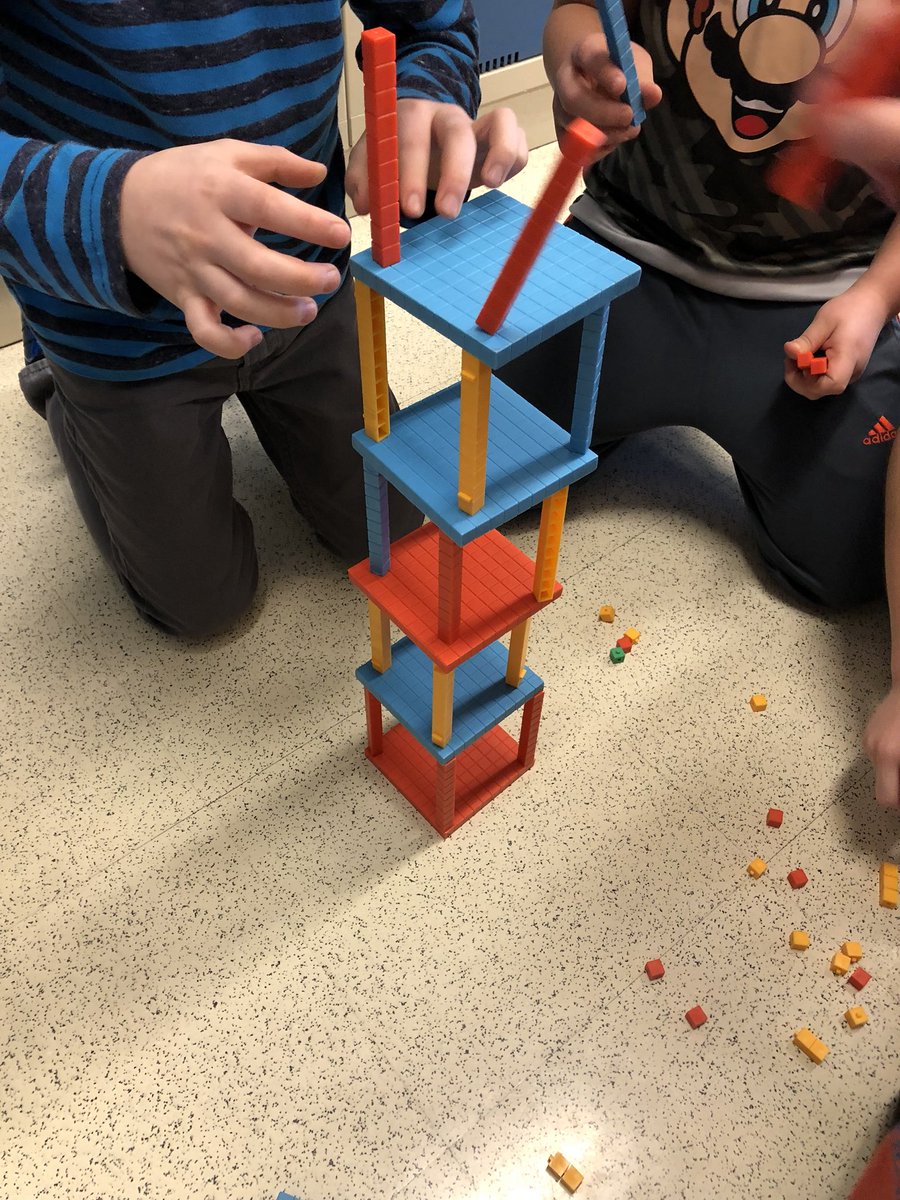 GrangerTwos's tweet photo. Base 10 tower challenge #critical thinking #teamwork @StJohnBoscoYEG https://t.co/0hWLcOfQ0E