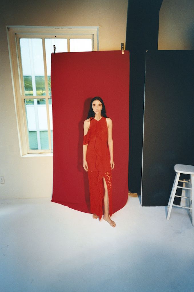 proenzaschouler's tweet photo. Mariacarla Boscono in #PSSpring18. Photographed by Tyrone Lebon https://t.co/9AeogIScRy