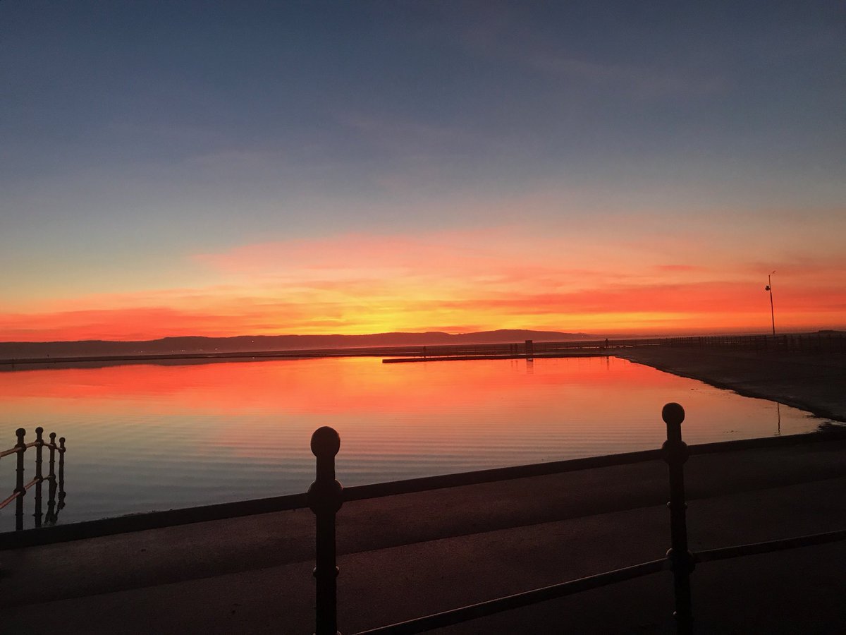 ArthurBasley's tweet image. Another day at the office in West Kirby today