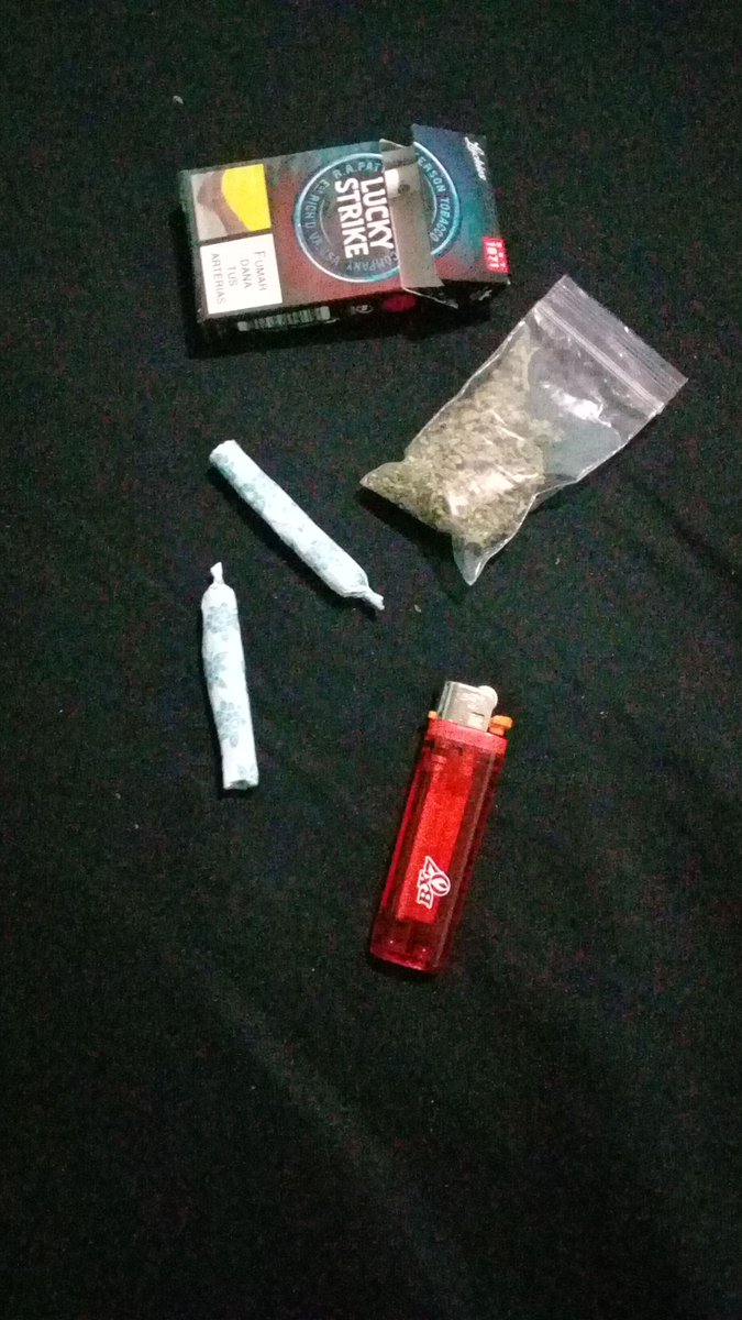 Tatte_weasley's tweet photo. Y si parchamos un rato ๐๐ #Sex #Weed #Sorner ๐ค๐ป https://t.co/EYkgbwtL7T