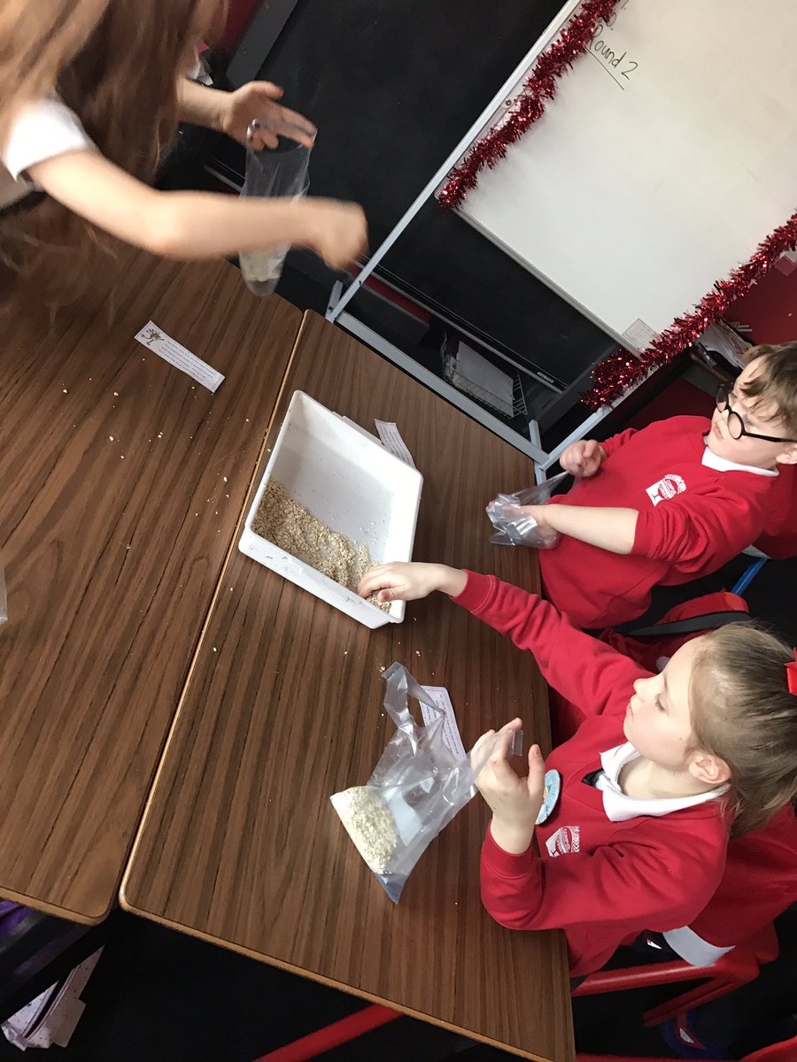 CorpusChristi_K's tweet photo. P4a enjoyed making reindeer food today #countdowntosanta๐
๐ฝ https://t.co/98VqNCMRhj
