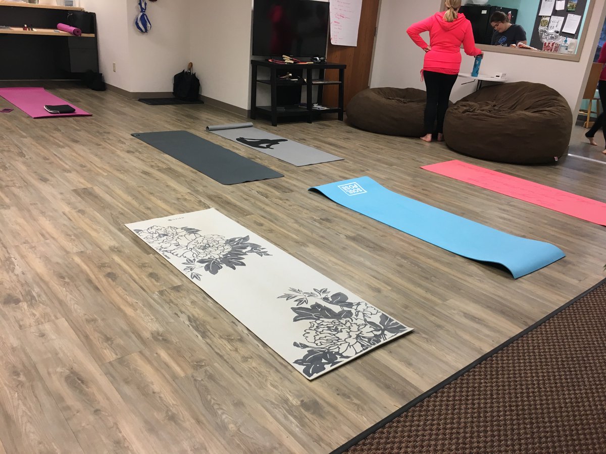 STQRY's tweet photo. Getting ready for our first in office yoga class! #officeperks https://t.co/pUdtC3ahU5
