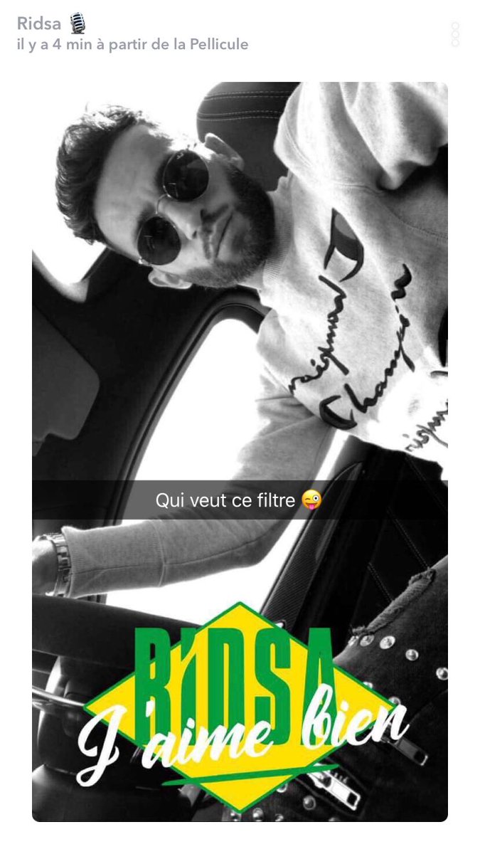RidsaNews's tweet photo. Je pense que tu connais déjà notre réponse 😜. Bien évidement qu’on le veux ce filtre 🇧🇷🙏🏽🔥. Et vous la team vous le voulez ? 😏 #JaimeBien @Ridsa_Officiel https://t.co/czdwQNzYWJ