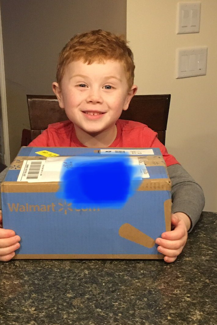 GirlyGirl_1001's tweet photo. LOL my Dudes got a Christmas present today from their cousin. They got all excited and the first thing they said when they saw the box was: Is it hockey cards?
It wasnβt Cards
#TrainedThemWell #CollectItForward
#MailDay https://t.co/HuytMTRdzT