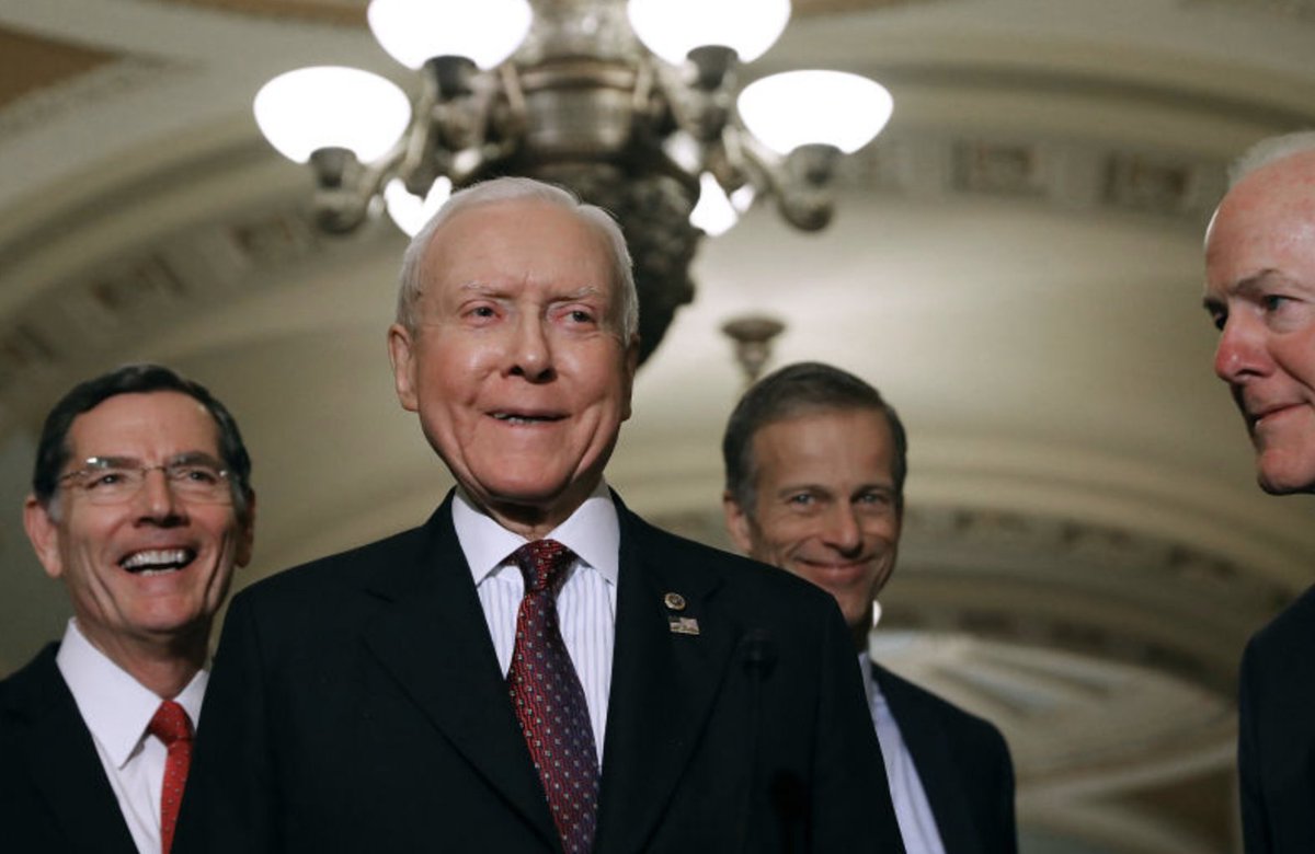 splinter_news's tweet image. 2018 is going to start with kids across America losing their healthcare thanks to the GOP trib.al/EDV5qLr