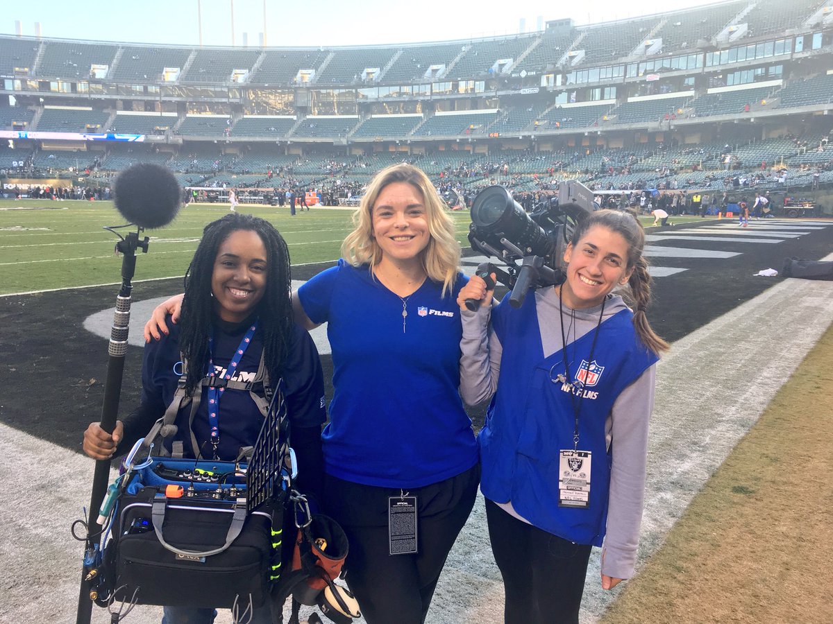 First ever all lady crew in the history of NFL Films...pretty dope! 🏈💃🏼🎥💪🏼