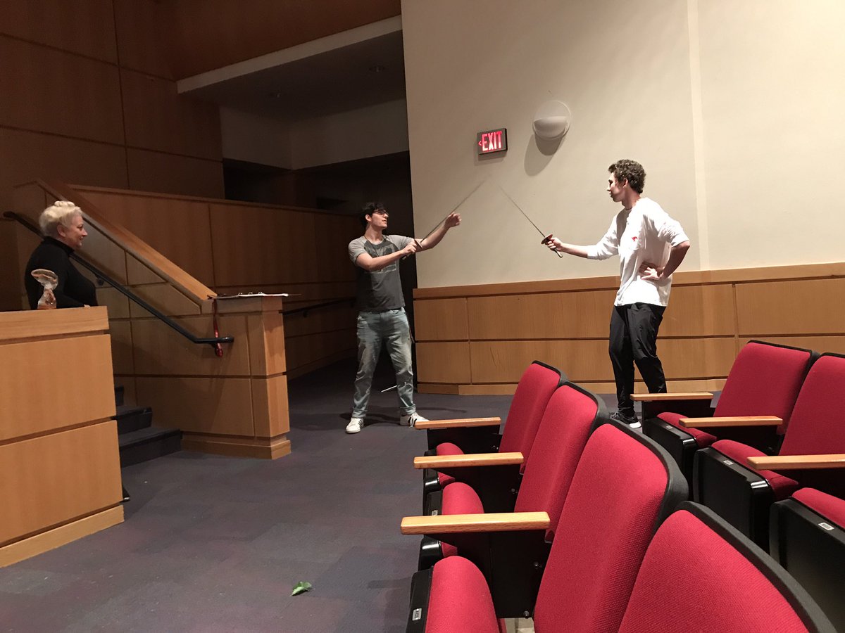 GHSTheatre1574's tweet photo. ITW sword fighting day! #featuredframes1574 https://t.co/dj5ddAJaG1