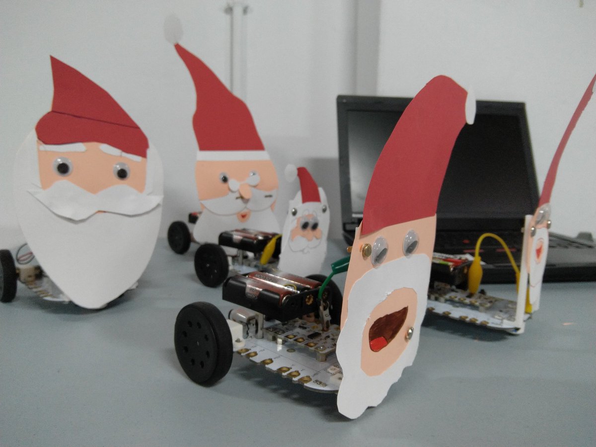 LosRobonautas's tweet photo. Santa Claus is coming to town...
#crumblebot #steam https://t.co/1DKLfObrIT