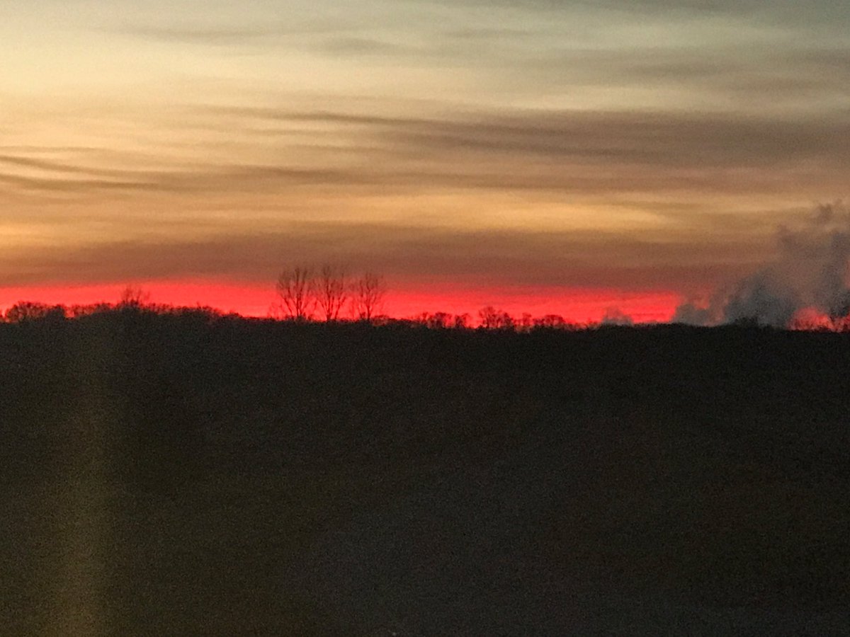TonjaTT's tweet photo. #beautiful #sunset #winter https://t.co/i4EIDvrTWJ