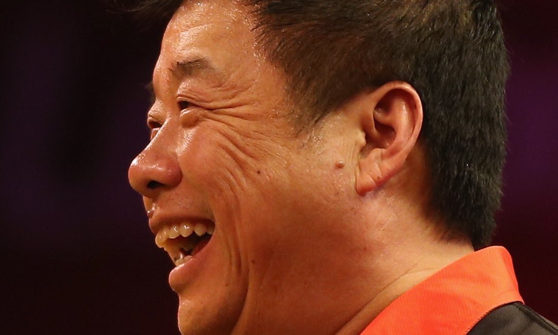 ODDSbible's tweet photo. 🎶 "Paul Lim's on fire, Mark Webster is terrified" 🎶 #WHDarts https://t.co/i9EK939ifk