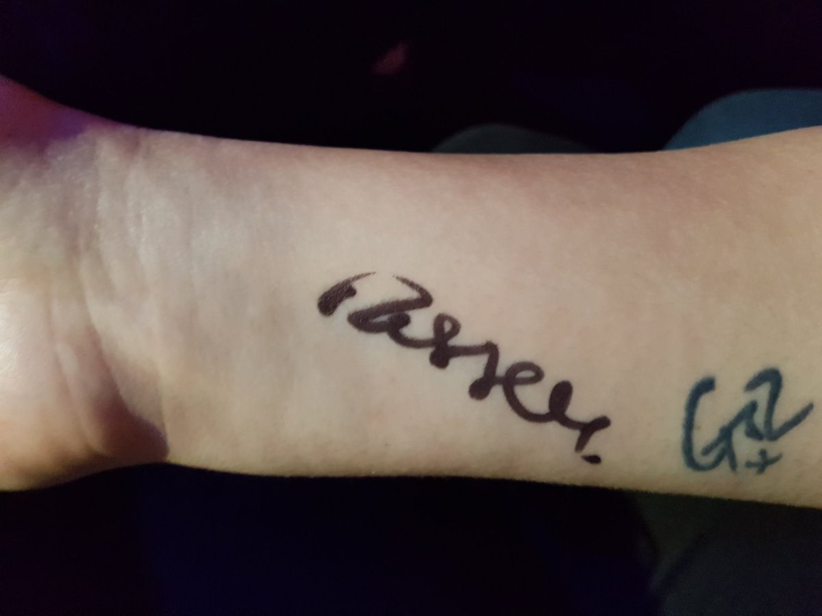 prettypixie7's tweet photo. @rustyrockets Hilarious as always but I am now terrified of child birth. Thanks for the new tattoo design 😁 https://t.co/Bg4clfA07g