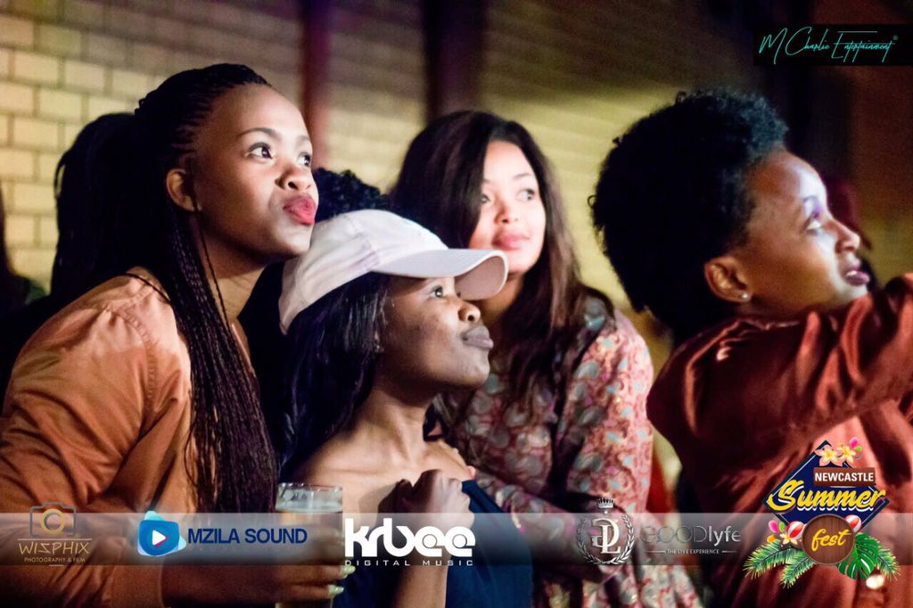 Newcastle_fest's tweet photo. #Tbt NSF2017 
#9Dec2017

#GoodlyfeTeam
#KrbeeDigitalMusic
#MzilaSoundProduction
#M-CharlieEntertainment https://t.co/iBBB54DYzi
