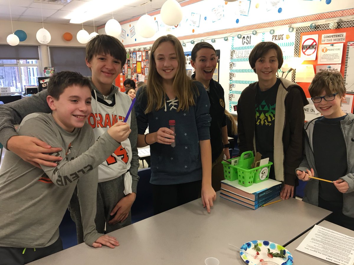 MrsFullerBMS's tweet photo. Another successful CSI Day in the books! Students watched an autopsy 🧠, extracted DNA 🍓, learned about Search &amp; Rescue dogs 🐾 and blood spatter patterns! A big thanks goes out to all involved! #forensics #orangelearns @BradyMiddle https://t.co/kIYV1kb2Od