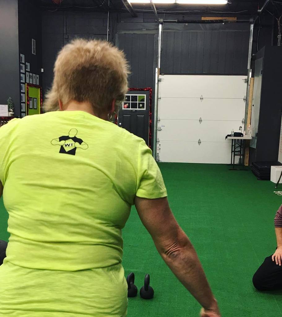 WadeTrained's tweet photo. Sherry was repping her WadeTrained gear this evening 💪🏻❤️ #wadetrainedfamily #wadetrained #tshirt #fitfam #ultimateresults #gymlove #lookinggood #oneonone #strongwomen https://t.co/CrCm9PZW1Q https://t.co/FdyWB2VOWH