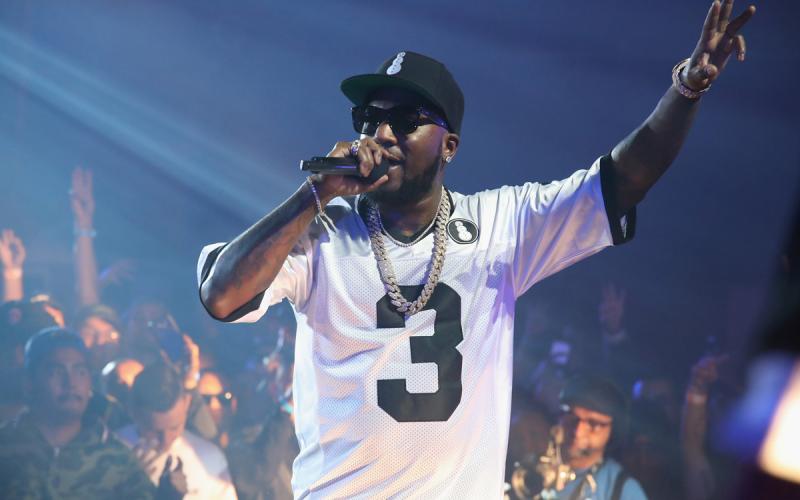 defjam's tweet photo. .@Jeezy answers 12 questions on all things Atlanta: https://t.co/8aHAK0NJdT https://t.co/HQpmuXC5Y7