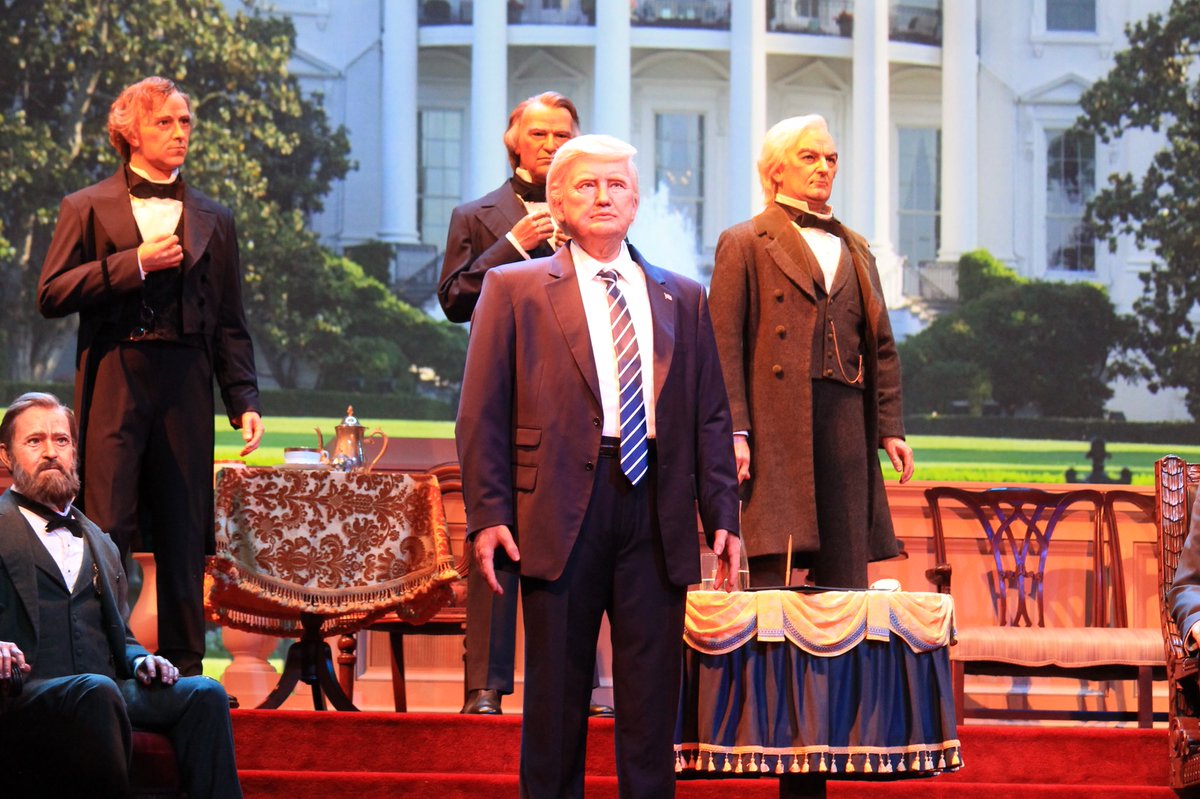 WDWNT's tweet photo. Here’s the Donald Trump animatronic. He’s incredibly life-like, the face and arm movements are very convincing. #HallOfPresidents https://t.co/aSBF4TKrRL