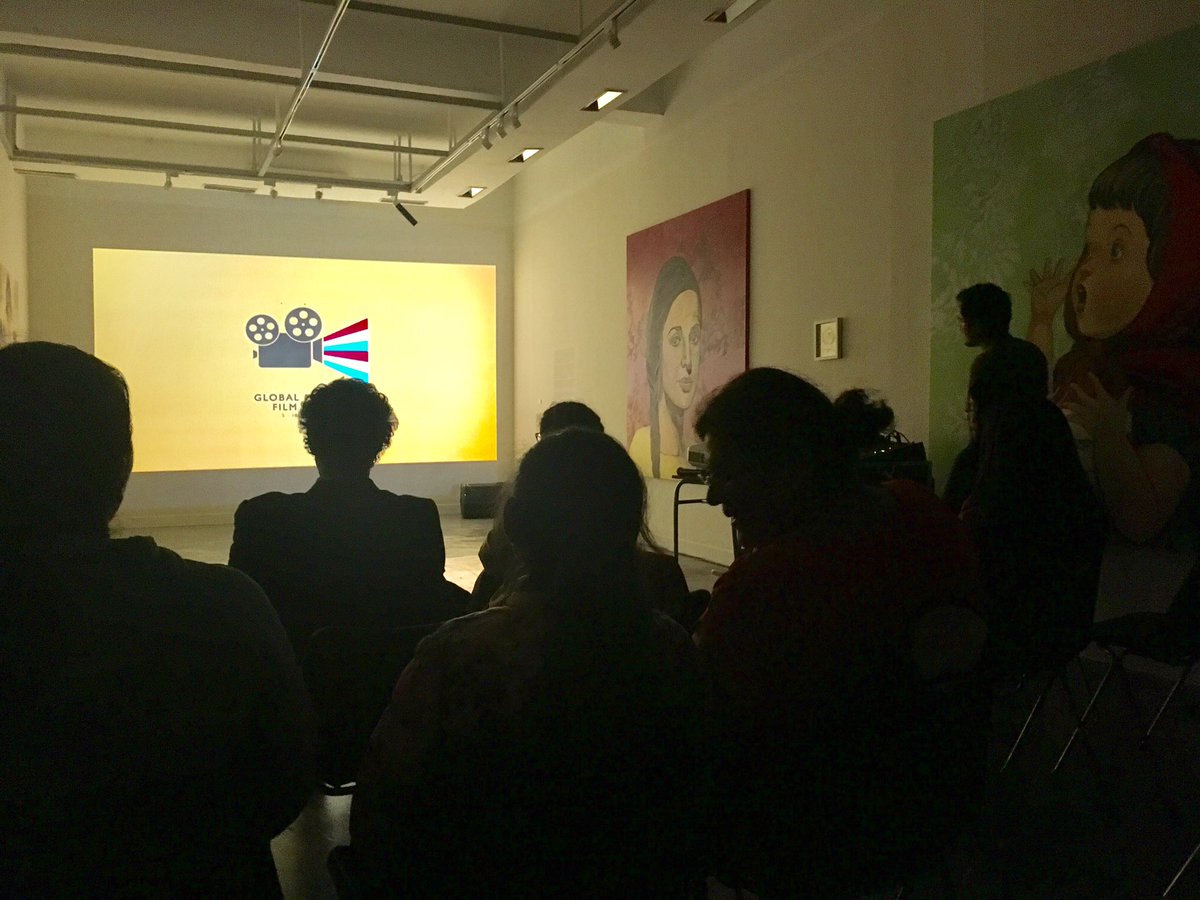 OIM_Peru's tweet photo. En el #DíaMigrante iniciamos la proyección de "Ballad for Syria" @SLMQG, luego hablaremos con una de las Directoras del filme Maisa Alhafez.
#DIM2017 #DíaInternacionalDelMigrante https://t.co/8aPor9fEOO