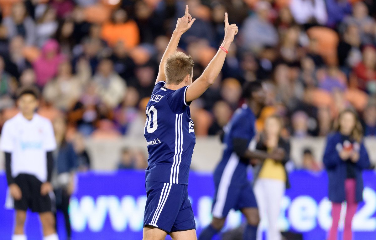 HoustonDynamo's tweet photo. A night we won't soon forget.

The best of #KickInForHouston: https://t.co/P6iMeVtnJJ https://t.co/EKnwYf6Dne