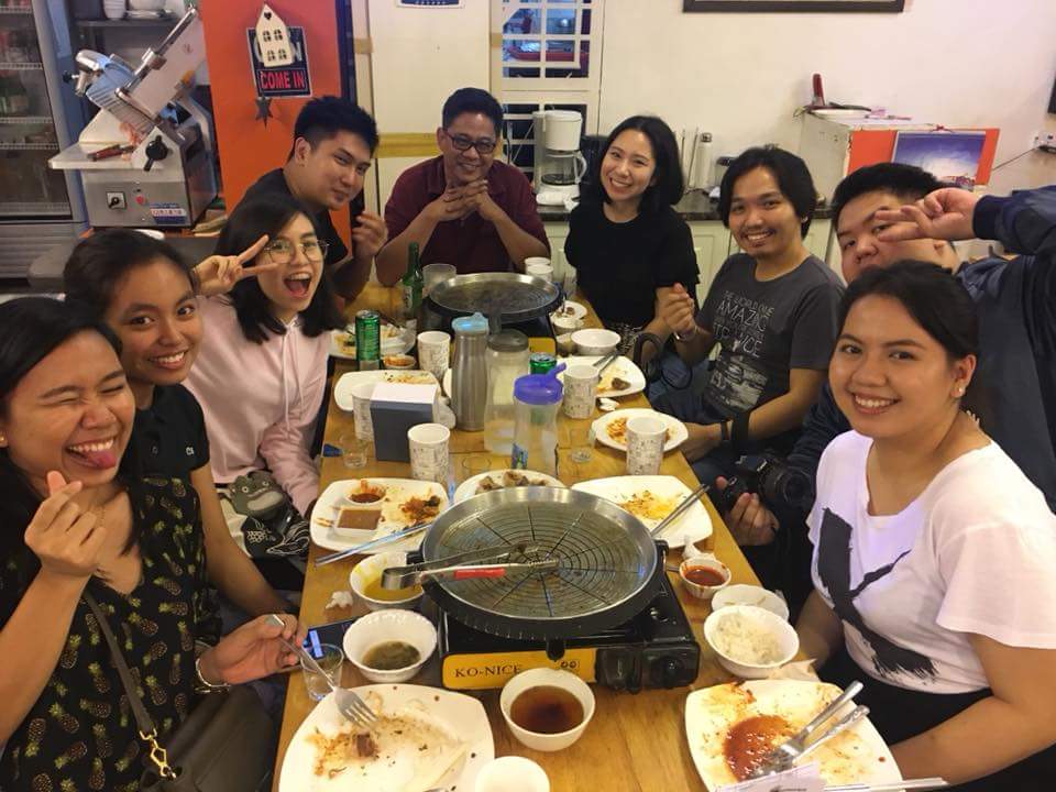 carlafaner's tweet photo. malagayang PASSko ❤ #kdinnerpamore #saranghae #studiogines #100percentpassing #byecollege https://t.co/I1JVGRFcn4