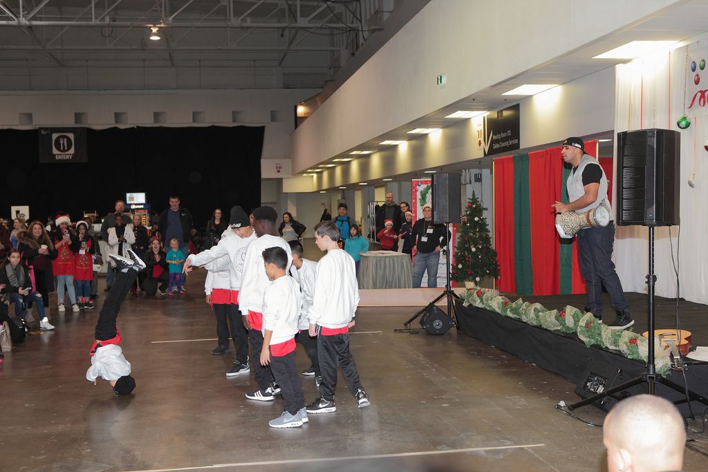 Amazing performances at #FJAM.  Danny Drums and Simply Swagg aka "The Fresh Factory".

<a href="/dannydrums_/">Danny Drums</a>  @freshfactorytoronto