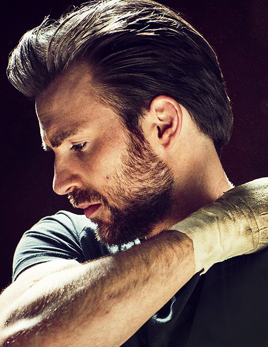 #MCM 
<a href="/CenturialShield/">Steve Rogers [RP]</a> 
She really does love him with the beard.

She loves him...full stop.