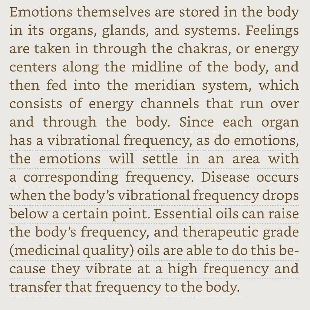 “Releasing emotional patterns with essential oils” by Caroline Mein has been a book I’m reading while nursing. After bedtime with the Littles I’ll be enjoying a steamy shower ending with some of my favorite oil blends. “Release” and “Highest Potential” a… ift.tt/2yUPC20