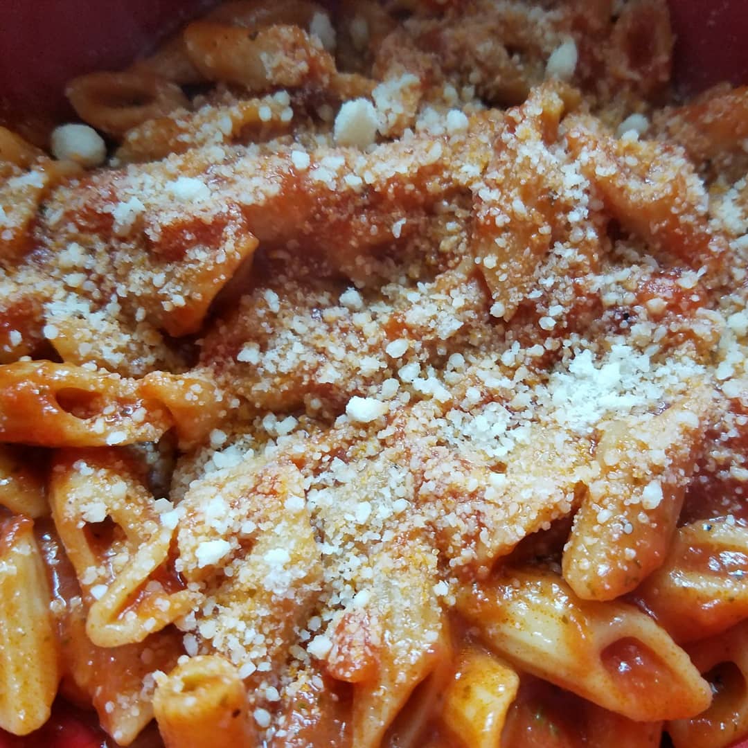 FSMMedia's tweet photo. Thanks @victoriafoodsBK for the Victoria Chef Collection: Penne Marinara. My husband took it to work with him the other night and said that it was delicious!  Check them out: https://t.co/Uzm5B3DvVR 

#ingredientscomefirst #victoria #pastasauce #pastalover https://t.co/rxz5qH8nco