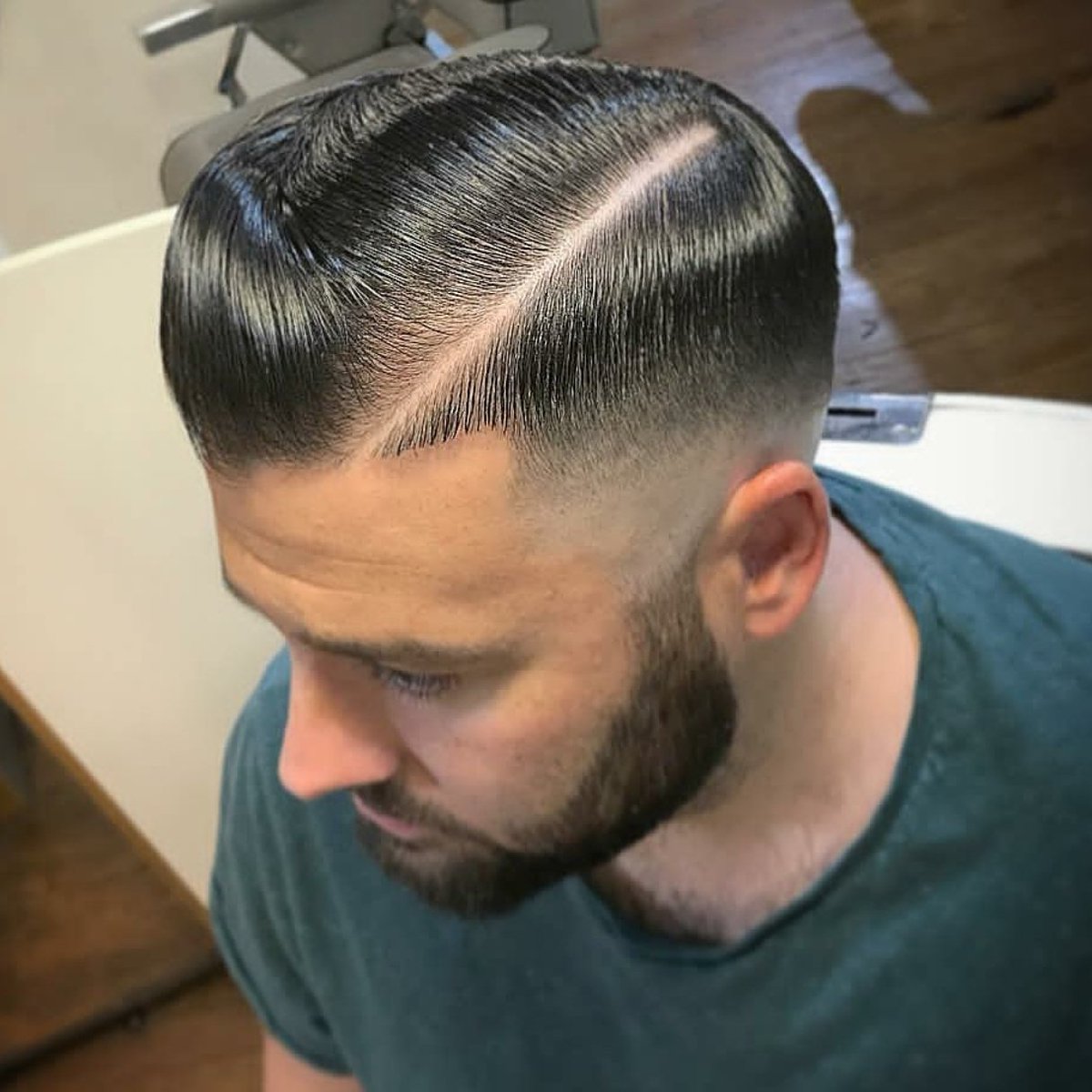 BocaDeLobo3's tweet photo. Los mejores estilos en BOCA DE LOBO BARBER SHOP 
LA NUEVA BARBERÍA EN BOGOTÁ 
#bocadelobobarbershop #bocadelobo #barber #barbershop #bogota #barbero  #barberlife #model #peludo #avianca #barbershopcolombia #spaformen #cortedepelo #gay  #barberiaclasica #clasicbarber #barbergay https://t.co/dmh4vrmyy7