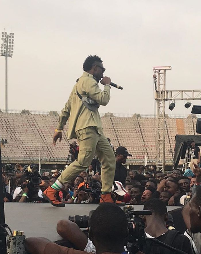 Itz_Youngbee's tweet photo. What Do You Guys Think About How What LAX Wore To Perform At OLIC 4? https://t.co/ZH5QIWaSPN https://t.co/WNjR1wkmIa