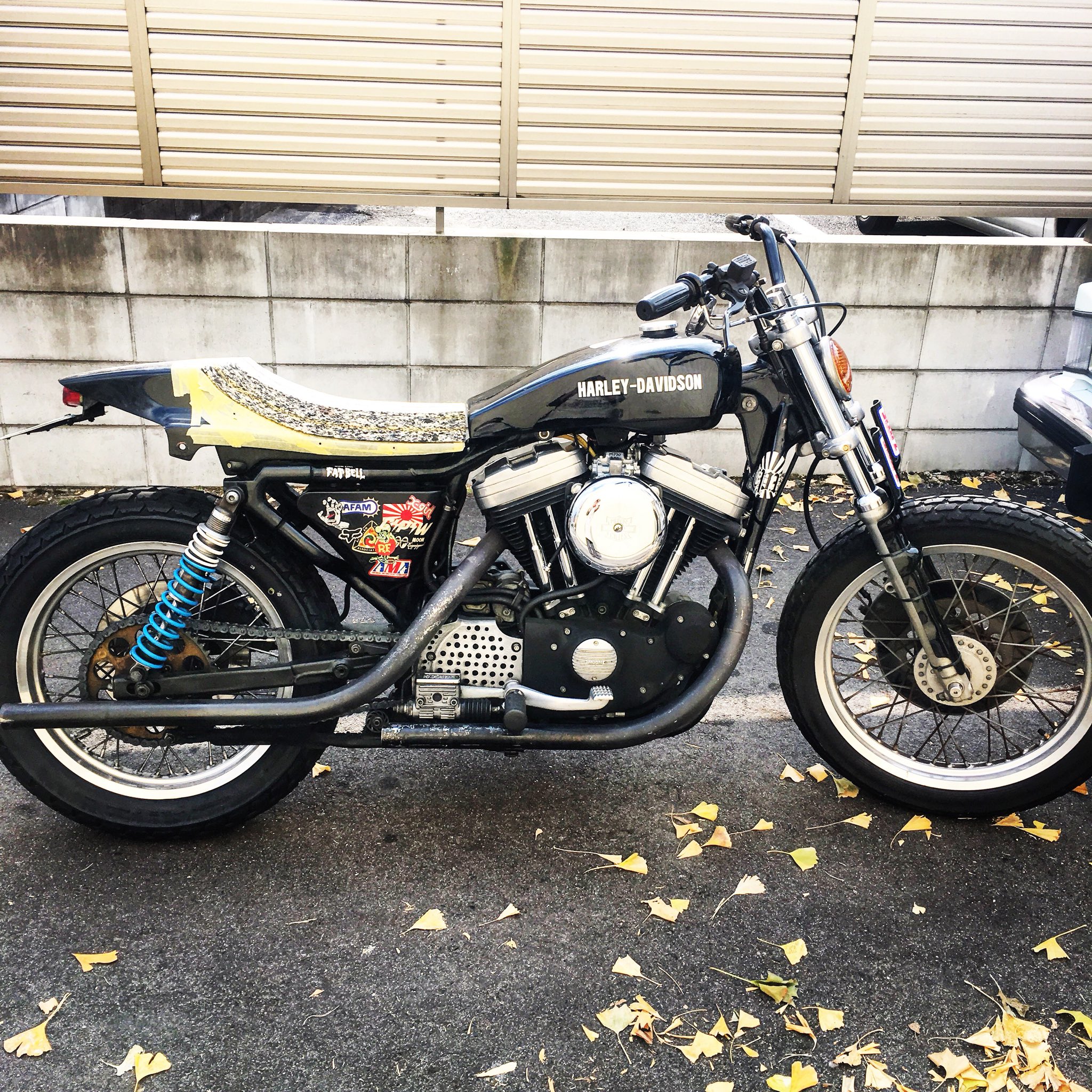 ハーレースポーツスター　BackDropシート ハーレー スポーツスター 83-03年 純正オプション バッド