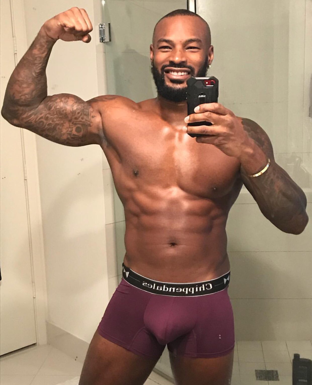 Supermodel Tyson Beckford is gorgeous at 47. 