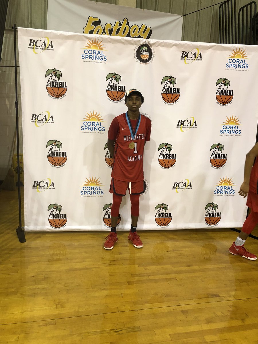 latosha_mike's tweet photo. My All Tournament Winner 🏅@zvck_bvllin1 #WALions #KreulClassic #RunnerUp #TeamWorkMakeDaDreamWork #WeGettingOurMojoBack💯 https://t.co/FyCFSvcXBn
