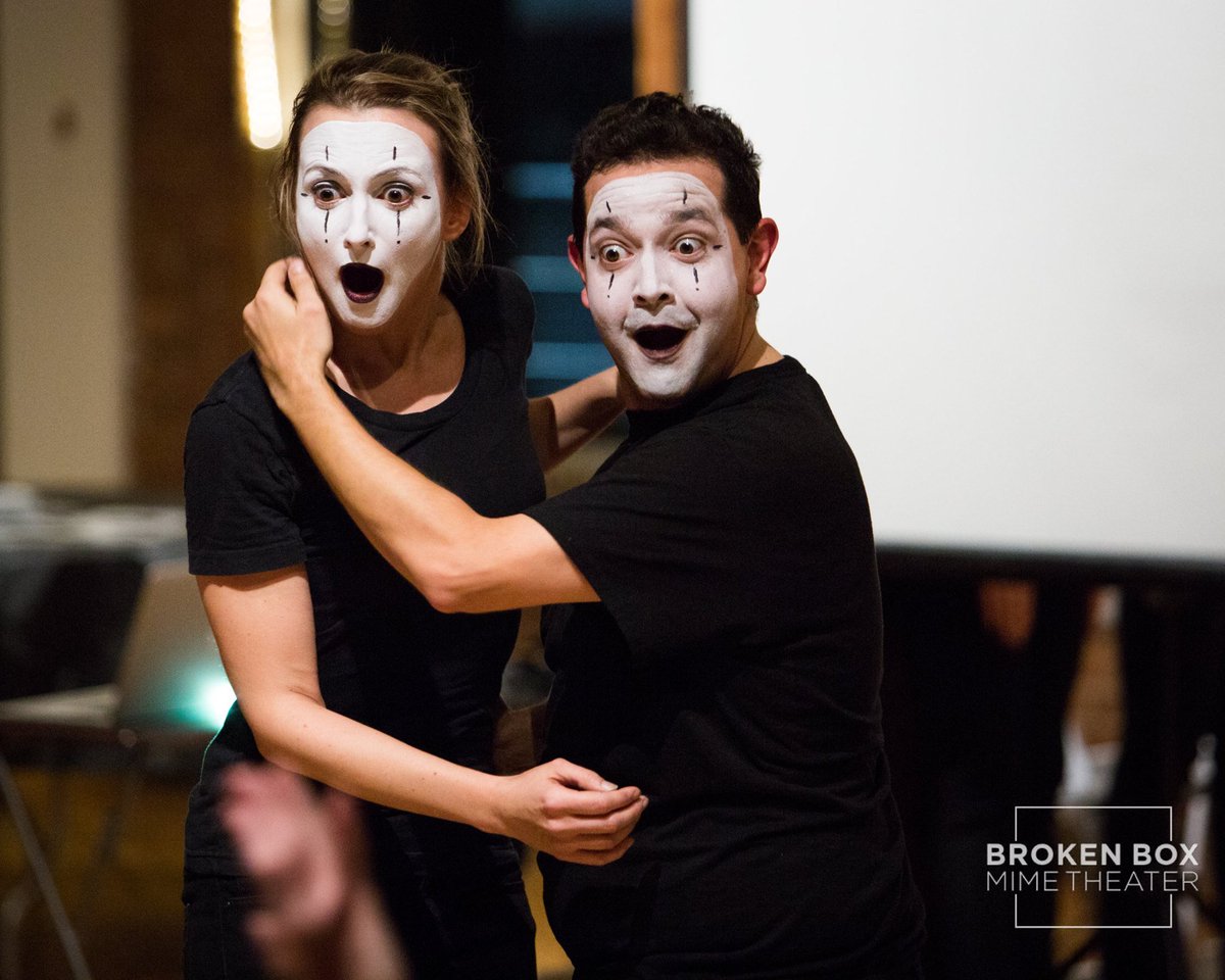 BrokenBoxMime's tweet photo. A pop-up comedy show on FRIDAY, you say? Ooooh how surprisingly delicious! Invite your friends! Matt and Géraldine certainly have. Quiet Riot: #BKBX Live at the @thepitnyc Encore https://t.co/sKlvSUONaM