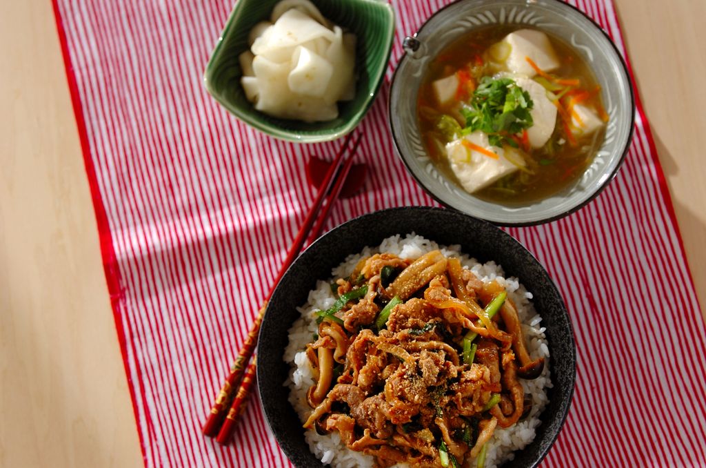 E レシピ プロの作るレシピ Pa Twitter 今日の献立 T Co Fulxcygwi0 豚プルコギ丼 崩し豆腐の野菜あん カブのユズコショウ和え 献立 おうちごはん