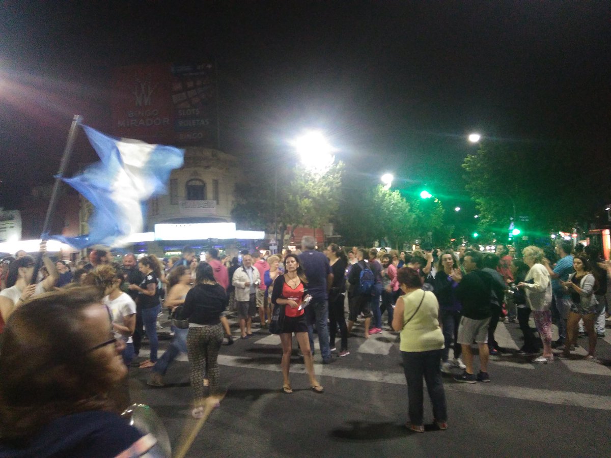 pcfjcC9's tweet photo. El pueblo de Mataderos se expresa en la calle contra el ajuste a los jubilados. #NoALaReformaPrevisional https://t.co/sZl9ObwSSz