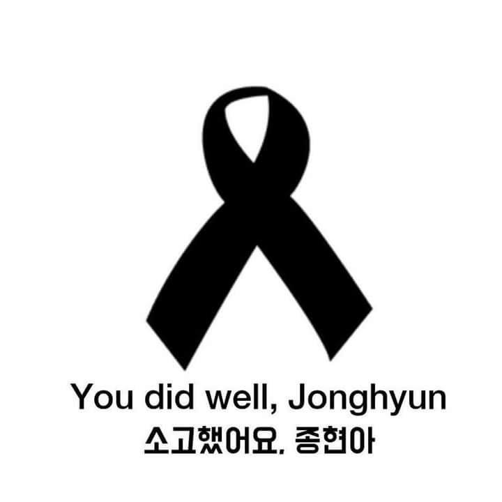 Jonghyun • 김종현 • 
#RosesForJonghyun #종현_사랑해 💕💕🙏😢