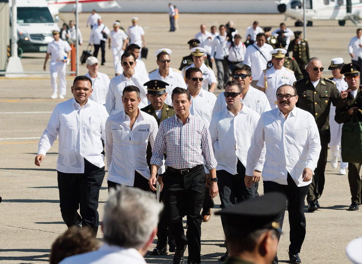 GobYucatan's tweet photo. Paso decisivo para integrar a Yucatán a la economía del mundo.

Se hace la declaratoria presidencial y firma del decreto de la Zona Económica Especial.

https://t.co/GzrVEIAfe0 https://t.co/ktIIVkxkBl