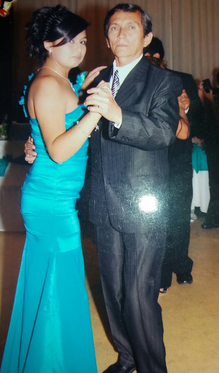 PortillaAngelat's tweet photo. Hombreee de mi vida.๐
#Daaaad๐ #AlFinJuntooosLos5๐ช #FelicidadTotal๐ https://t.co/g25zsezvpk
