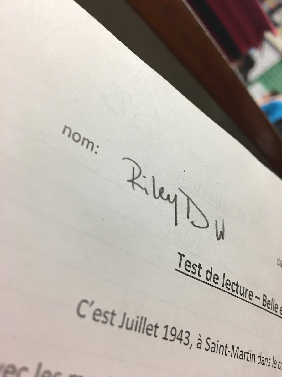 _rileydw_'s tweet photo. I fell in love with this today oh my #handwriting #writing #school #french #frenchclass #français #paris #pretty https://t.co/PrTuq3eUSL