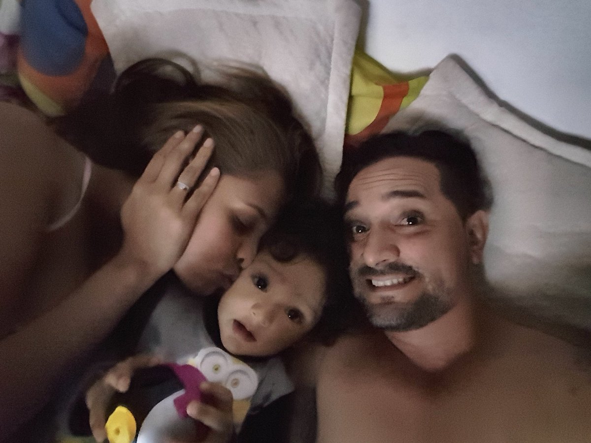 harleyab0277's tweet photo. Con nuestro terremoto #MalCev #ikerMaldonadoC @Marcevallosv https://t.co/Kitos50Zvf